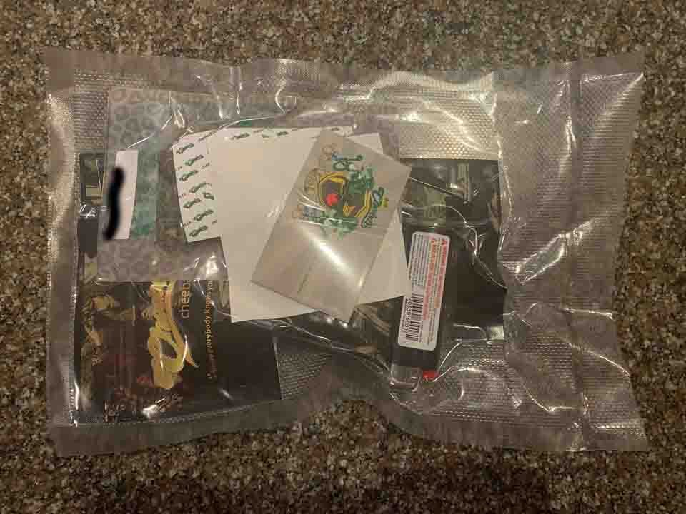 Cheebas shipping packaging